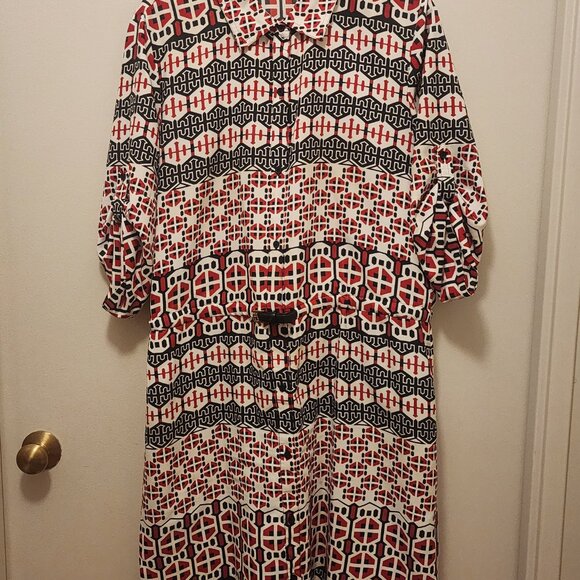 Calvin Klein Shirt Dress - lightweight, wrinkle-free fabric, great for travel! - Picture 6 of 6